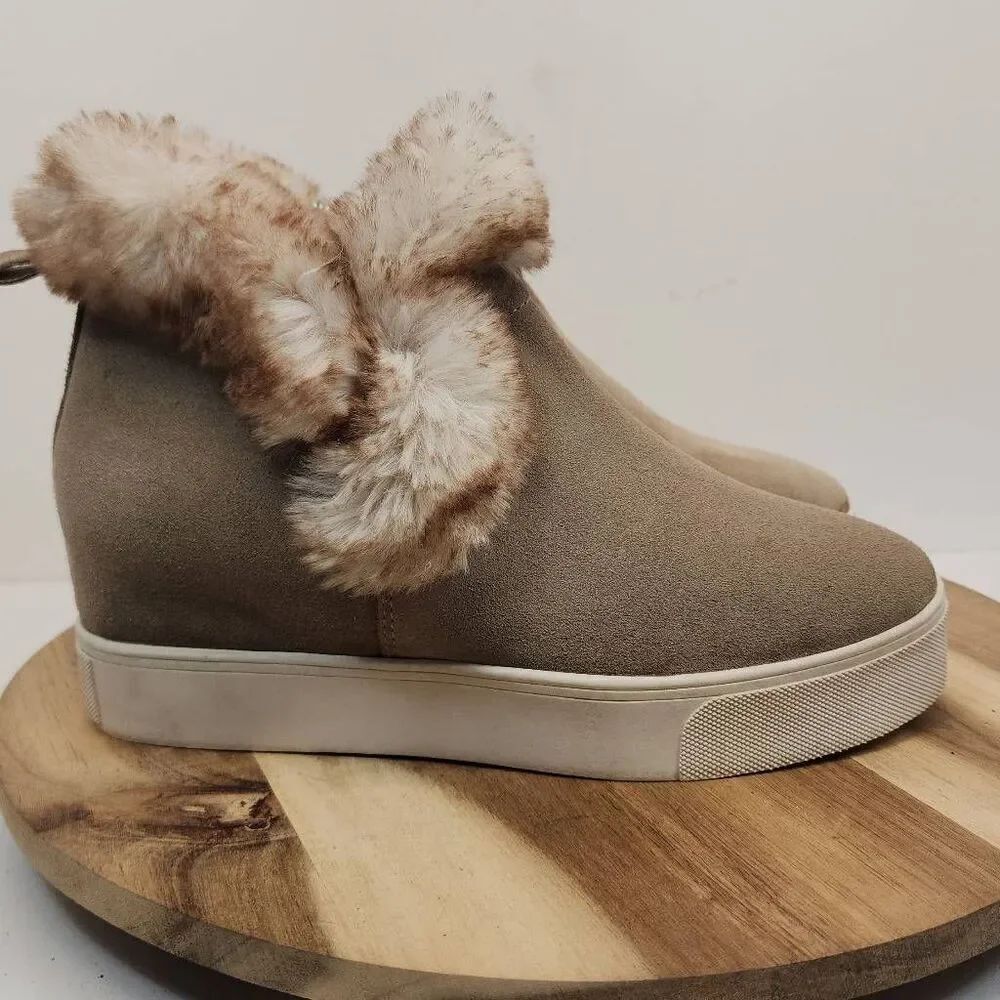 J/Slides Sean Faux Fur Trim Waterproof Sneaker Booties Women's Size 8.5